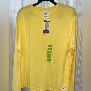 NWT Yellow Reel Life Long Sleeve t-shirt Size L